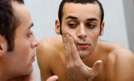 男生护肤有多简单？做到这4点要求，皮肤状态自然就上去了